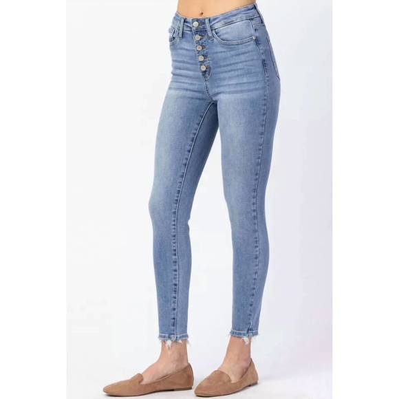 NEW JUDY BLUE hi-rise button fly skinny jean in light wash - Picture 3 of 4